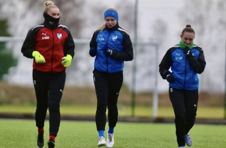 Óluva, Birita og Sanna royna seg í IFK Kalmar
