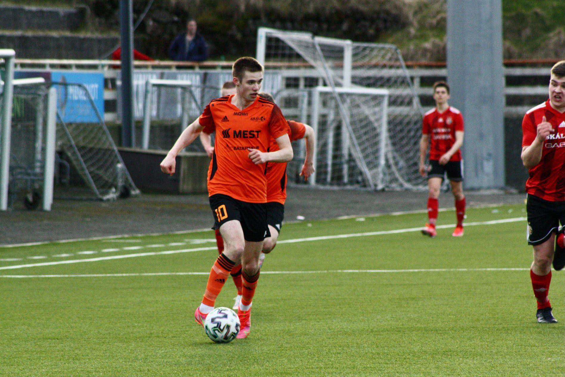 Poul Kallsberg fer at royndarvenja við italskum stórfelag