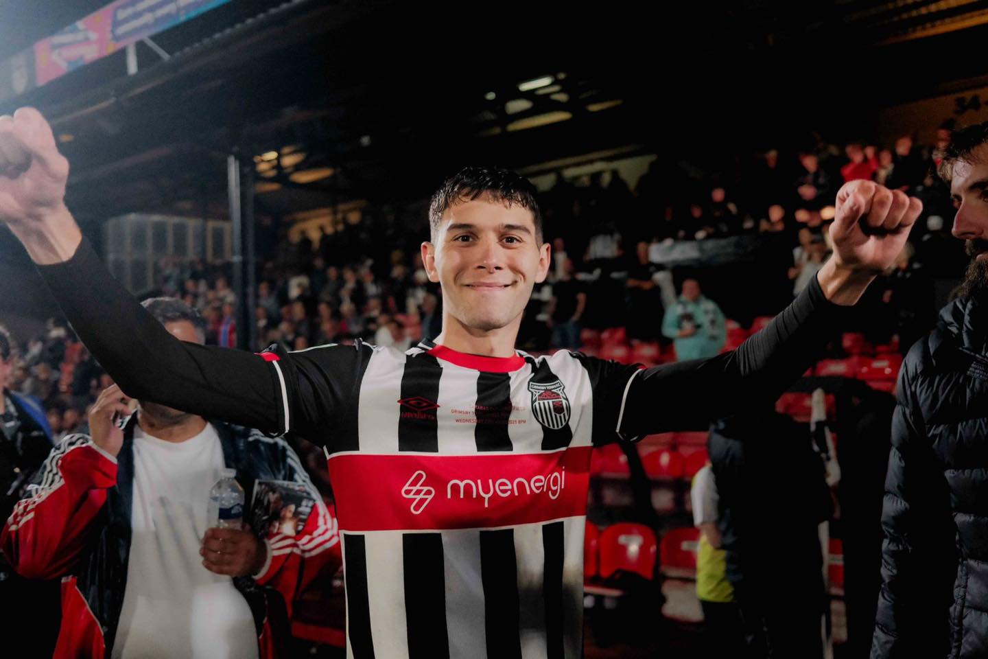 Géza Dávid Turi og Grimsby sendu Manchester United út úr Carabao Cup