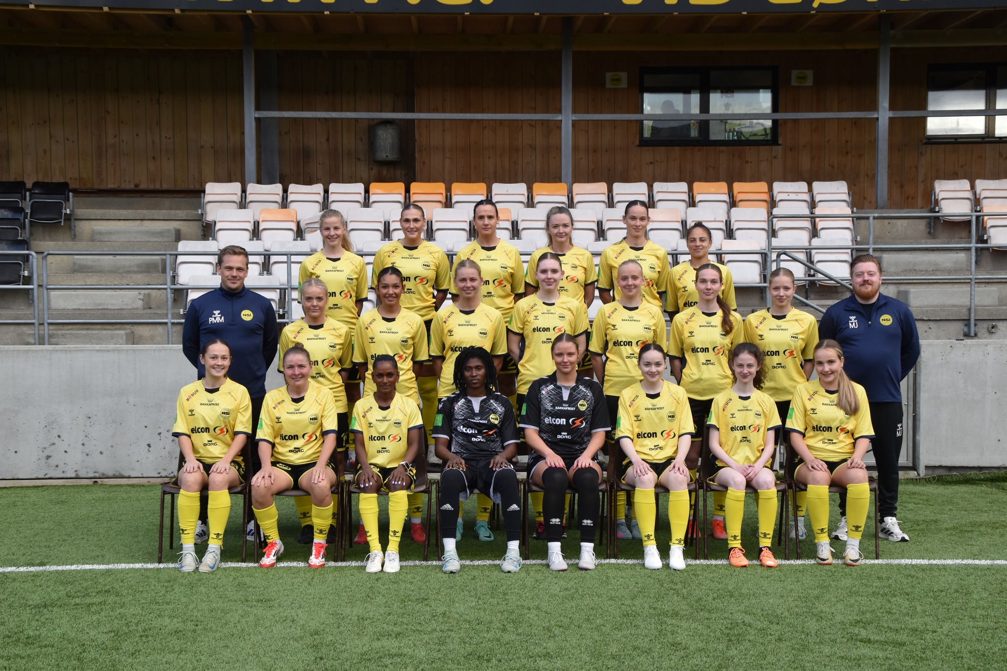 Fleiri leikaraflytingar í kvinnudeildini