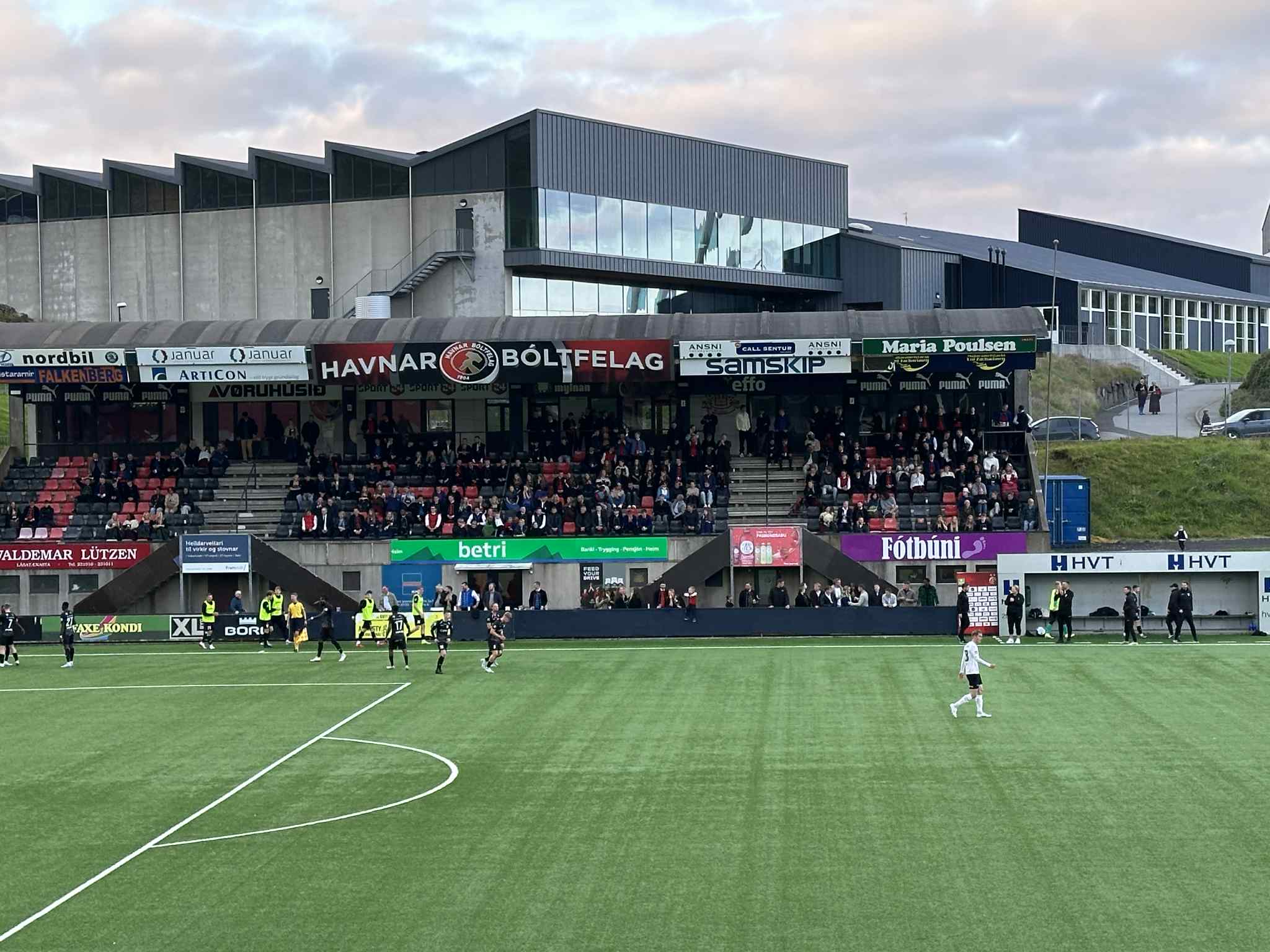 Kappast um undirskriftina hjá Diop