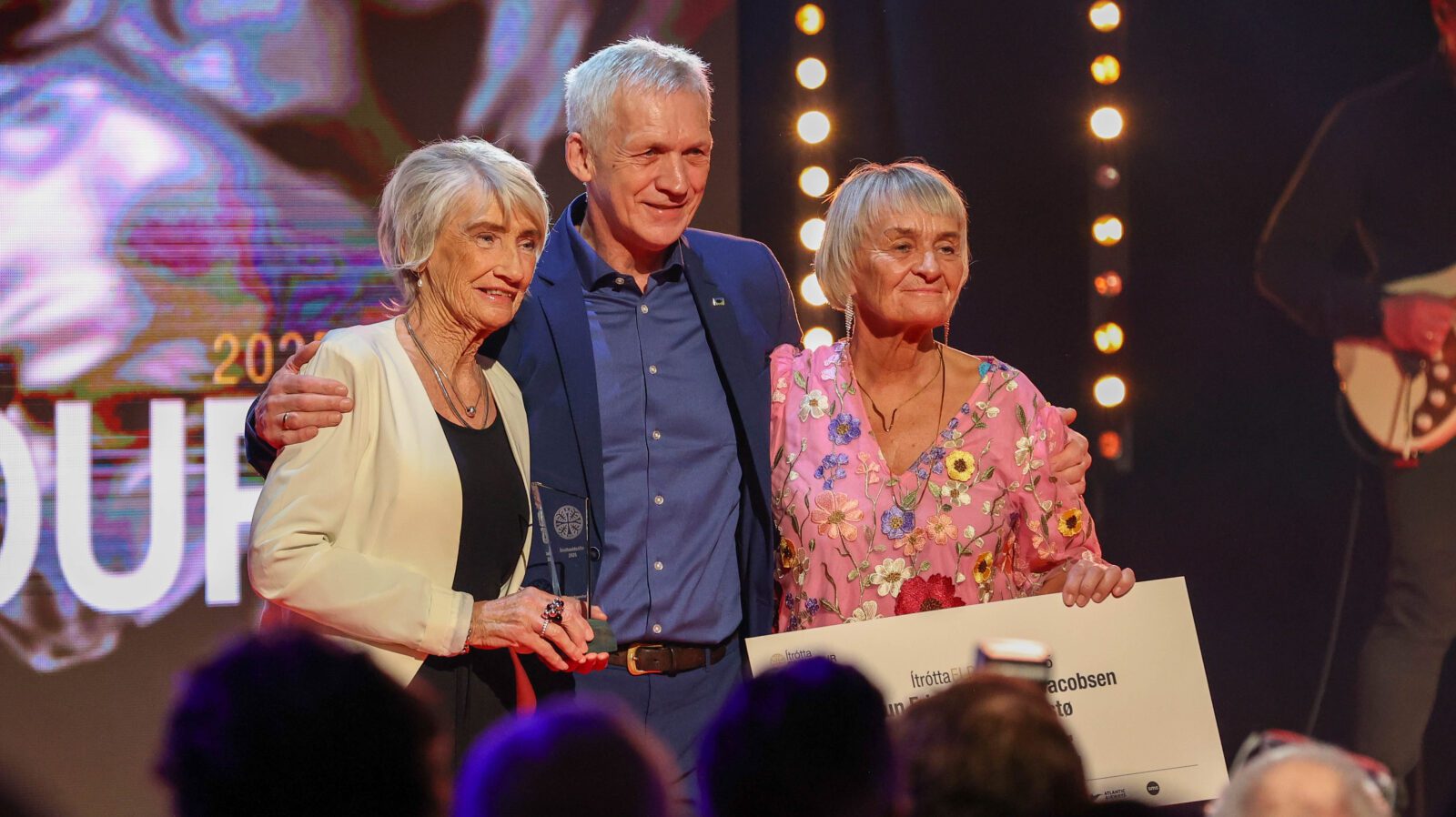 Jórun og Jórun ársins eldsálir