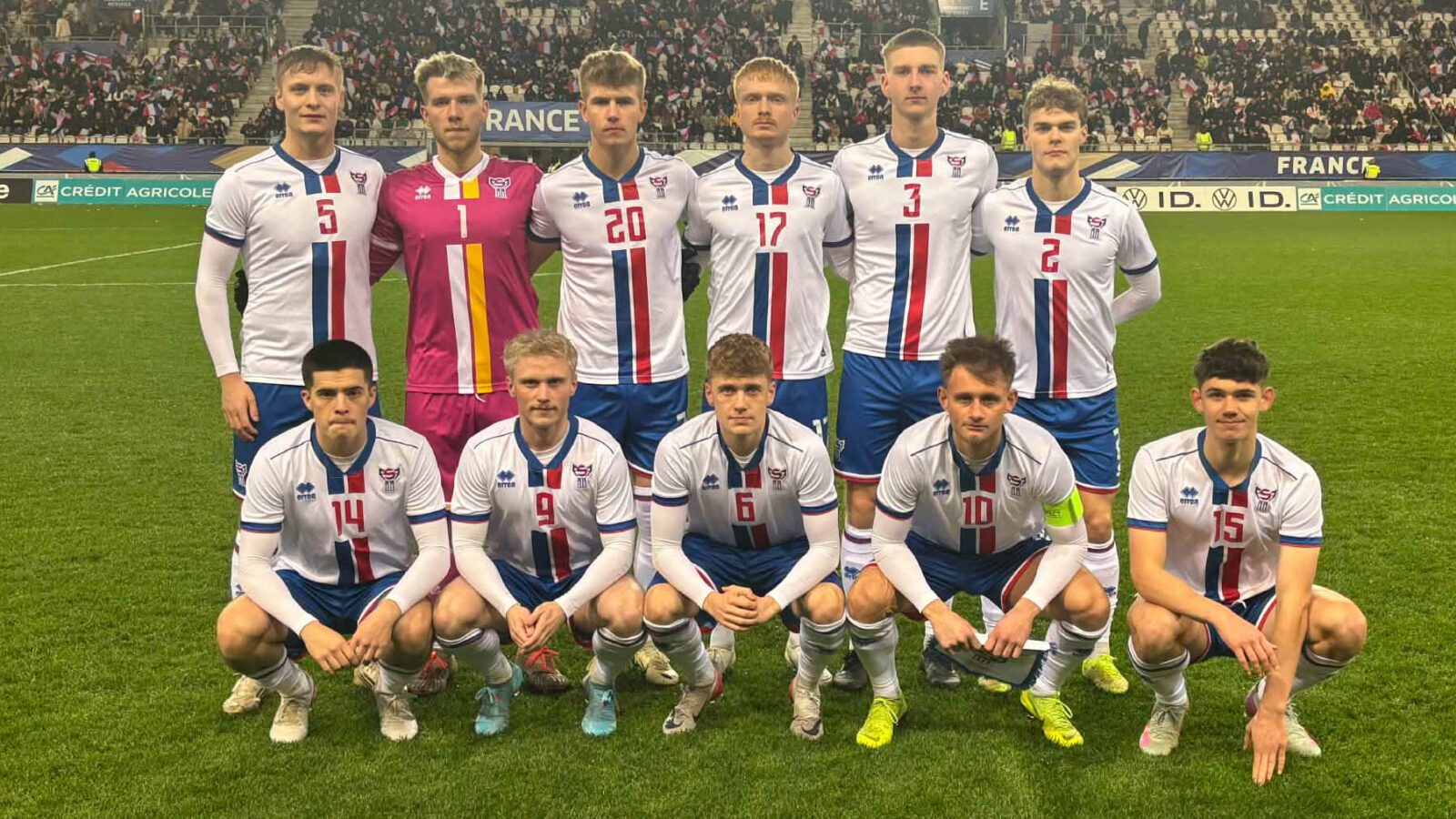 18 føroyingar spæla uttanlands á høgum stigi