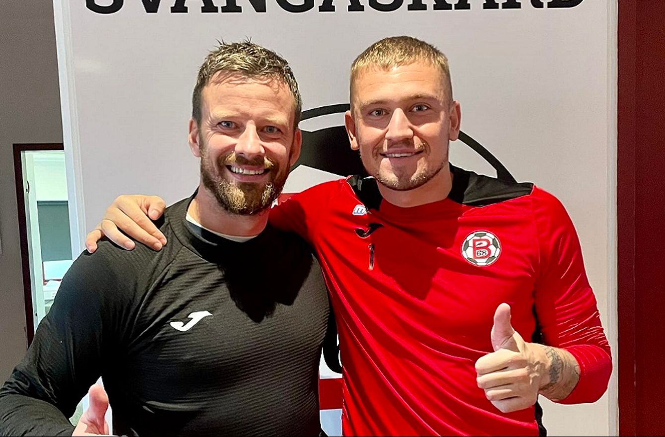 Fyrrverandi B68-leikari royndarvenur við NSÍ