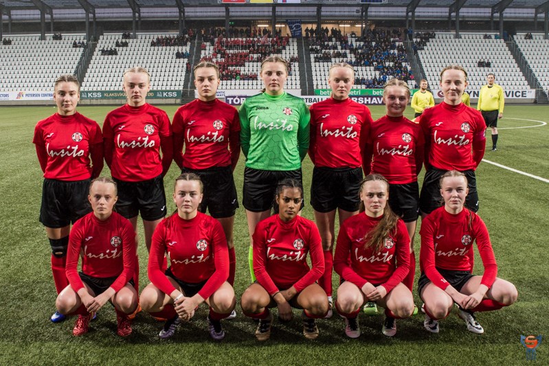 B68 hevur lagt saman við ÍF/Víkingi
