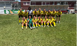 Ein avgerandi dystur í toppstríðnum