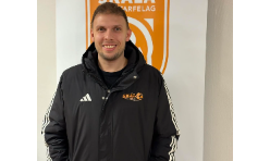 Ari legst afturat venjaratoyminum