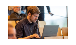 Soleiðis atkvøddu Hallur, Eyðun og Símun Christian