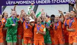 Holland fór við EM steypinum