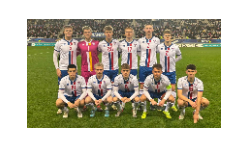 Mundu javnað móti Fraklandi í síðstu løtu