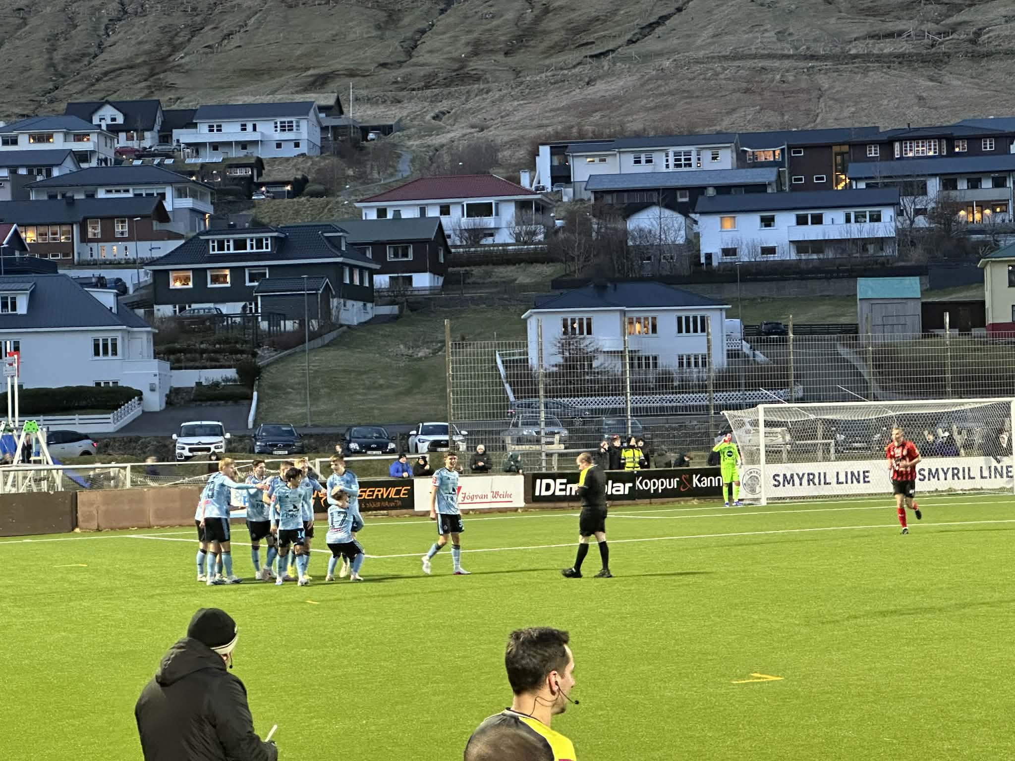Víkingur vann annan triðing